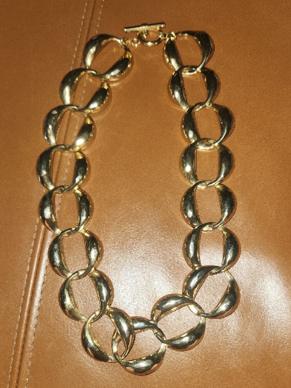 Vintage Gold Link Statement Necklace - Picture 4 of 4